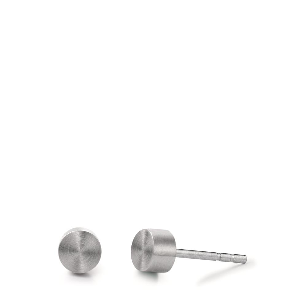 Ohrstecker Die TeNo Ohrstecker SuMa stehen für schlichte Eleganz und zeitloses Design. Gefertigt aus satiniertem Edelstahl, präsentieren sie sich in einer minimalistischen, kreisförmigen Form mit feiner Oberflächenstruktur. Ihr reduziertes, modernes Design macht sie zu vielseitigen Begleitern für den Alltag und besondere Anlässe. Dank ihrer hochwertigen Verarbeitung sind sie langlebig und angenehm zu tragen - perfekt für Liebhaberinnen klarer Linien und puristischer Ästhetik.







 039.0600.00