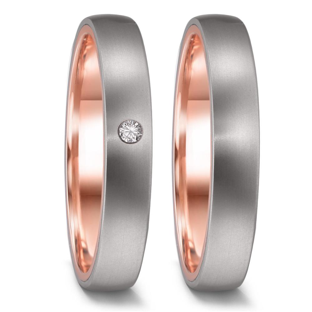 Partnerring Die TeNo Love Rings Kollektion ist so vielfältig wie die Liebe in all ihren Facetten. Trauringe und Partnerringe voller Emotionen - made in Germany. Für eine solide Verbindung stehen diese EMPIRIC Love Rings bei denen eine massiv goldene Ringschiene mit ultraleichtem Titan fest ummantelt wird. Diese aussergewöhnlichen Manufaktur-Ringe sind wie geschaffen für einen modernen Lifestyle und in fünf Ringbreiten (3, 4, 5 und 6 mm) und in über 500 Diamant-Varianten erhältlich.  52659/001/DA3/2503
