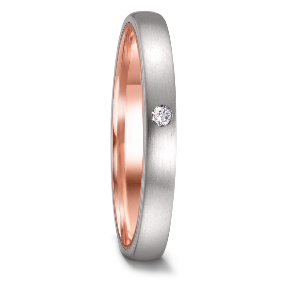 Partnerring Die TeNo Love Rings Linie PLATONIC ist so vielfältig wie die Liebe in all ihren Facetten. Trauringe und Partnerringe voller Emotionen made in Germany und gemacht für solide Verbindungen. Eine massiv goldene Ringschiene wird hier von mattiertem und antiallergenem Edelstahl fest ummantelt. Zur Auswahl stehen fünf Ringbreiten in 3, 4, 5 und 6 mm sowie über 500 Diamant Varianten. 52658/001/DA2/1503