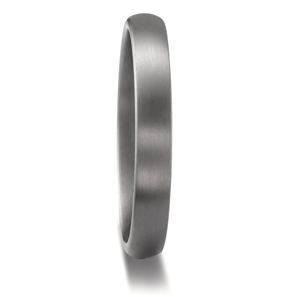 Partnerring Geschaffen für die Ewigkeit – stark, beständig und kostbar! Tantal ist ein äusserst selten vorkommendes, grafitgraues und extrem hartes Metall. Partner- und Trauringe aus Tantal sind ideal für alle Individualisten und kreative Paare, für die Platin und Gold einfach zu gewöhnlich sind. Die dunkleren Tantalringe lassen Diamanten und alle Goldtöne besonders schön strahlen. 