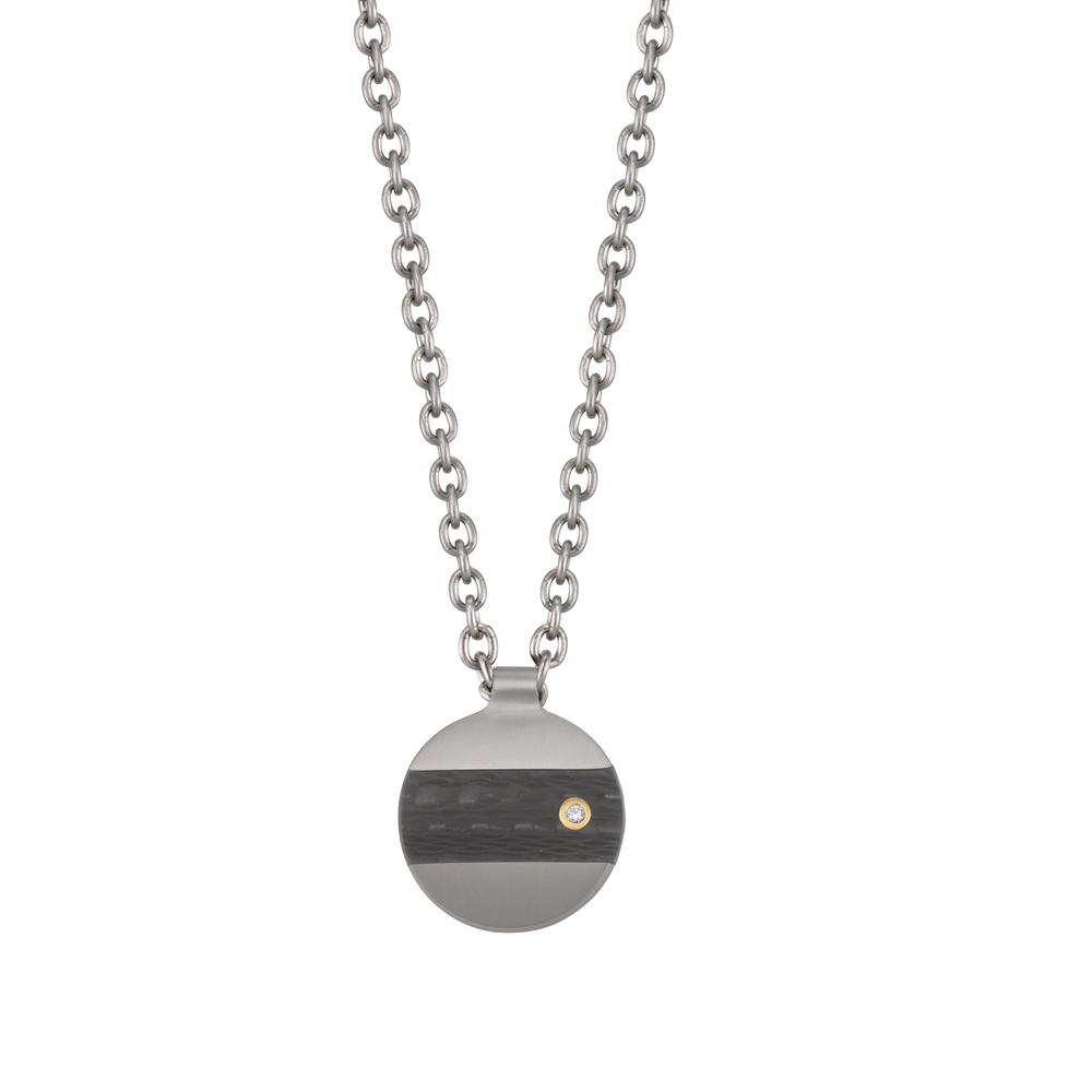 Collier Diese TeNo Halskette der TX Linie bündelt Carbon, Titan und 18 Karat Gelbgold in einer markanten Rundform. Auf der dunklen Fläche setzt der funkelnde Diamant im Gold-Inlay einen präzisen Akzent zum matten Gehäuse. Die Titan-Ankerkette sorgt für ein ausbalanciertes Tragegefühl bei minimalem Gewicht. Ein Schmuckstück mit technischer Klarheit, das dein Outfit wirkungsvoll ergänzt. Mit TeNo Black Box und Garantie-Zertifikat. 70431/502/002/7251