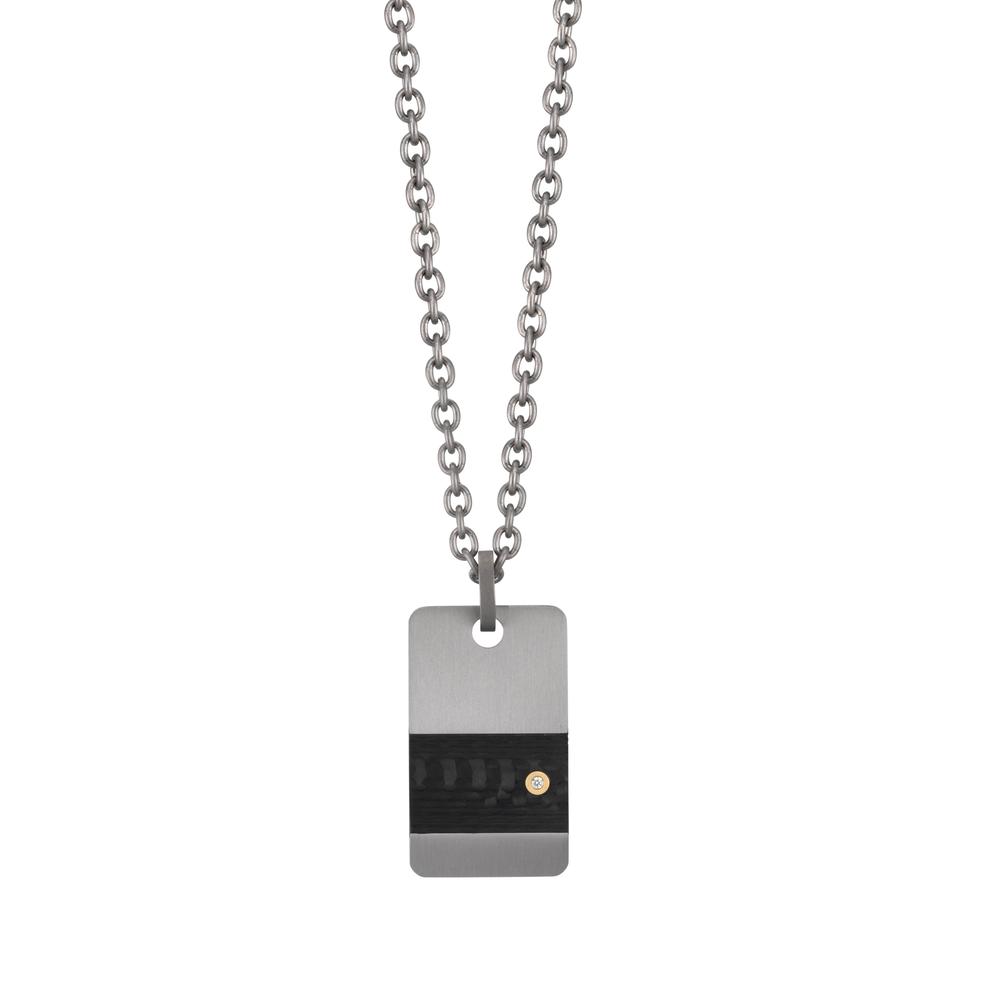 Halskette mit Anhänger Dieser Look verbindet technische Materialien mit einem präzisen Akzent. Der eckige Anhänger kombiniert mattes Titan und Carbon mit einem funkelnden Diamanten, der im Gold-Inlay einen starken Kontrast zur matten Oberfläche bildet. Die Titan-Ankerkette ist robust und trägt sich gleichzeitig extrem leicht. Das sorgt für erstklassigen Tragekomfort, den ganzen Tag über. Ein starkes Accessoire, das dein persönliches Styling wirkungsvoll aufwertet. Mit TeNo Black Box und Garantie-Zertifikat. 70432/502/002/7251